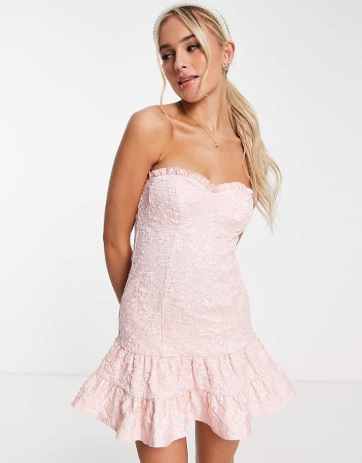 Miss Selfridge – Różowa gorsetowa sukienka mini w żakardowy wzór 