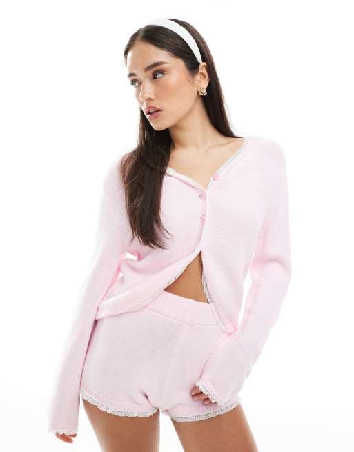 Miss Selfridge – Różowy kardigan z koronkowym wykończeniem, część zestawu
