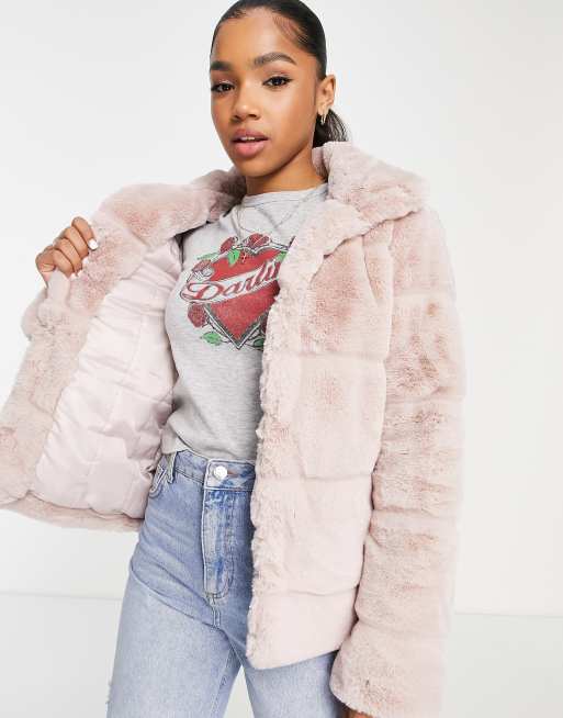 Miss Selfridge – Różowy płaszcz ze sztucznego futra