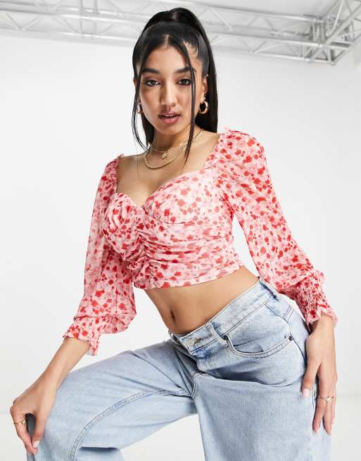 Miss Selfridge – Różowy top z siateczki z miseczkami i dekoltem w kształcie serca w kwiatowy wzór 