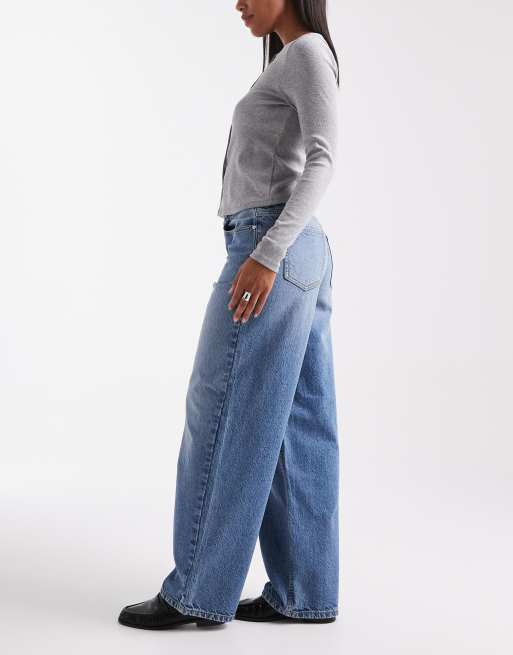 Miss Selfridge - Ruimvallende jeans in middenblauwe wassing, 3 van 5