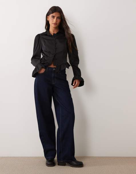 Miss Selfridge satijnen blouse met ruches in zwart - view 1