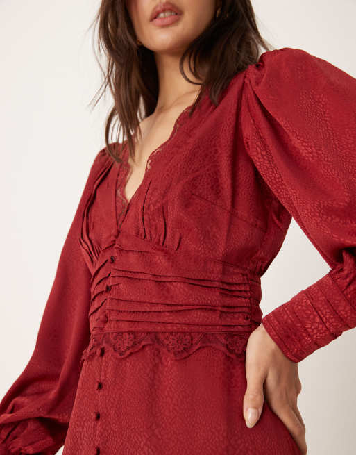 BERRY JACQUARD DRESS