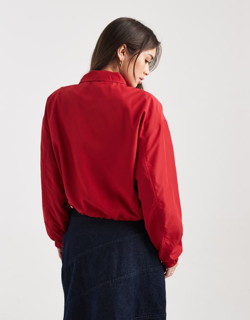 Miss Selfridge scallop detail funnel neck windbreaker jacket in red, 4 of 4