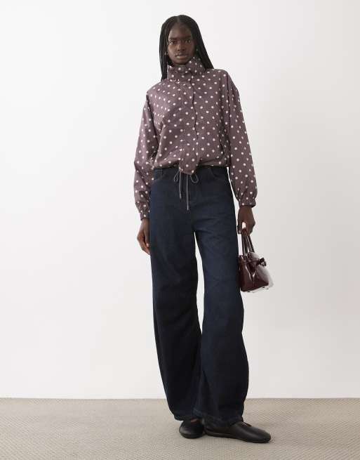Miss Selfridge scallop detail windbreaker in chocolate polka dot, 2 of 4