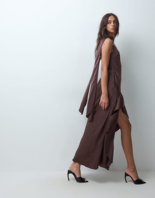 Miss Selfridge scarf detail ruffle maxi dress in chocolate, 3 of 5