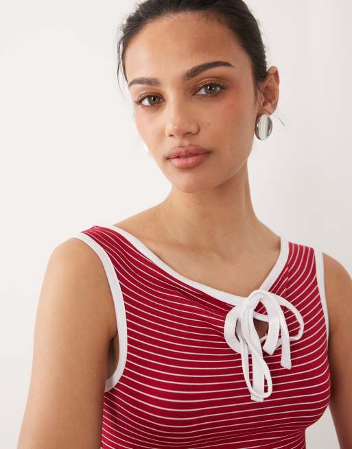 Miss Selfridge – Schulterfreies, gestreiftes Oberteil mit Schlüssellochausschnitt, 3 von 4