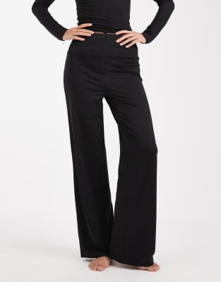 Miss Selfridge Sculpted Wide Leg Pants In Black