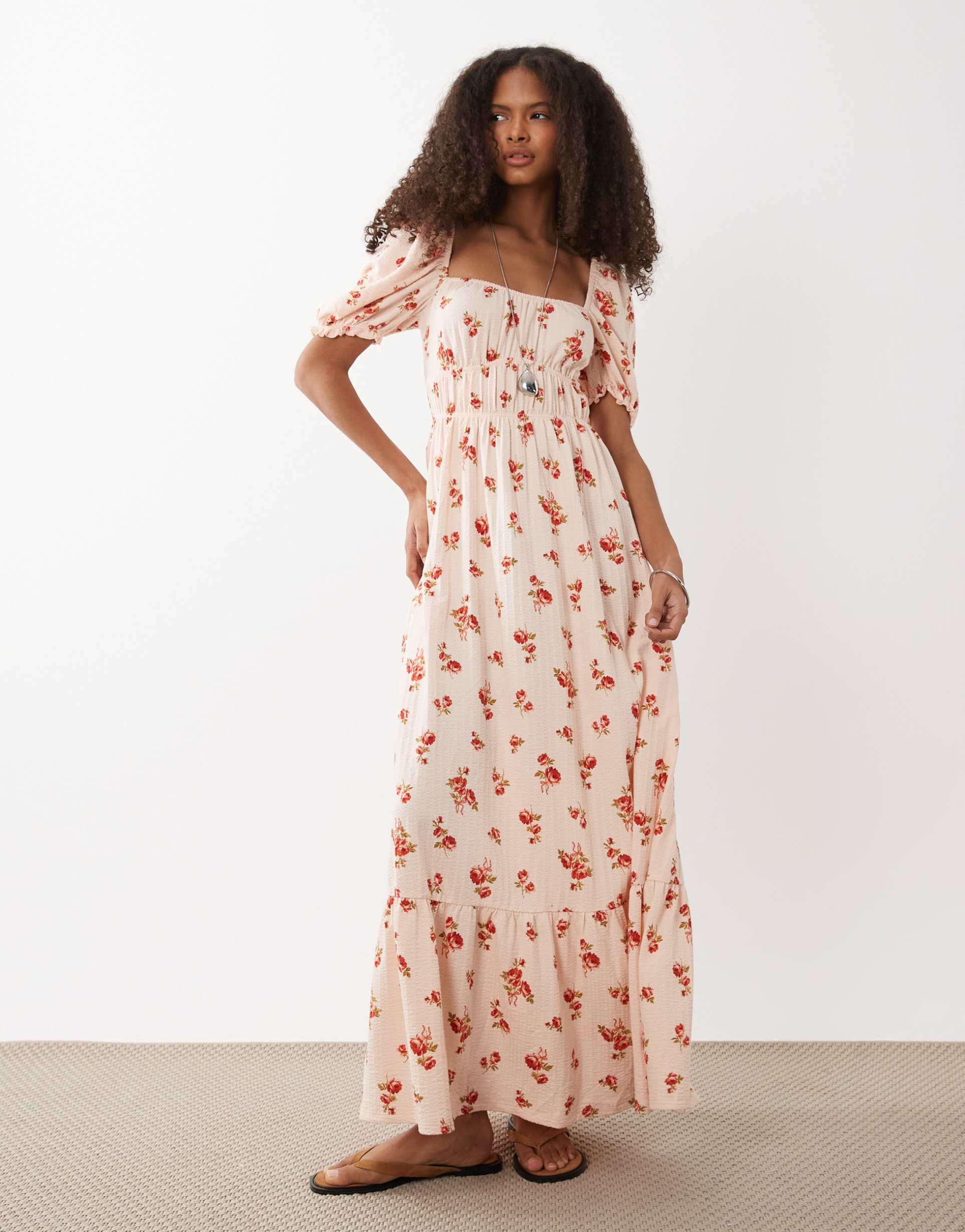 miss selfridge seersucker puff sleeve milkmaid maxi dress in peach floral print