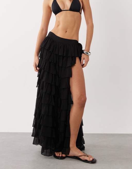 Miss Selfridge – Seitlich gebundener Strand-Maxirock aus Chiffon in Schwarz mit Rüschen, 5 von 5