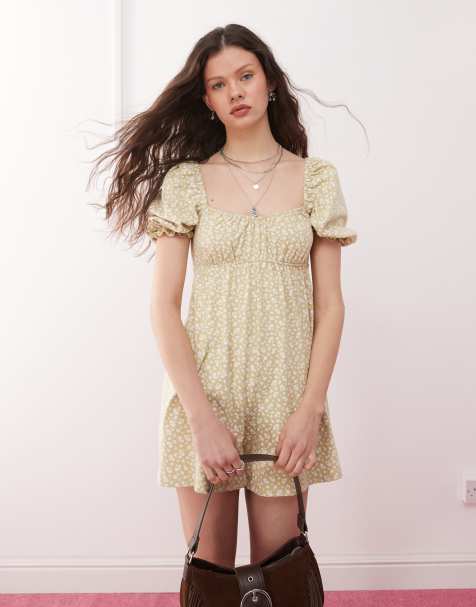 Miss Selfridge shirred puff sleeve playsuit in light print - view 1