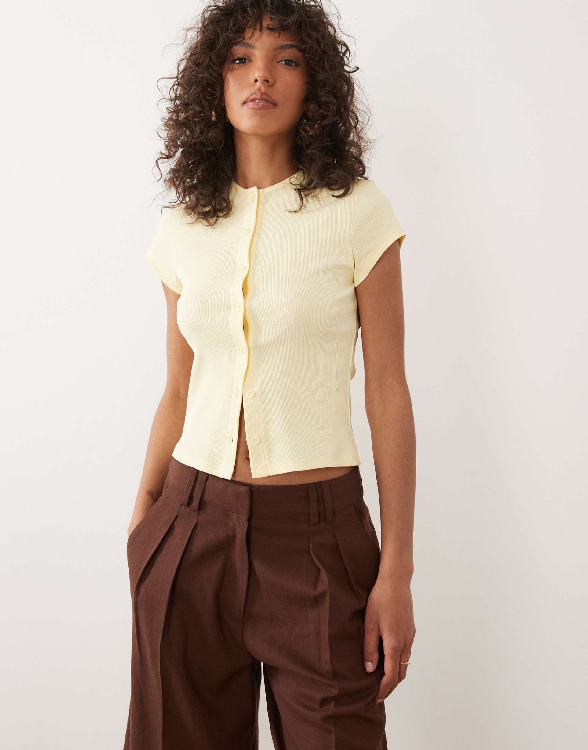 miss selfridge short sleeve ribbed button up top in yellow