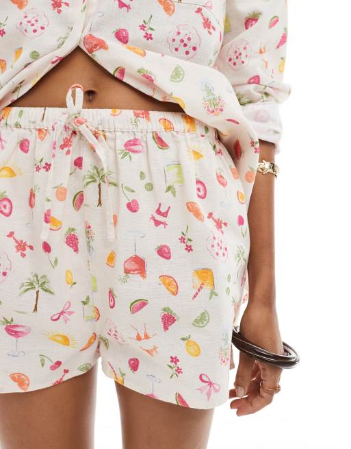 Miss Selfridge shorts in fruit print, 4 of 5