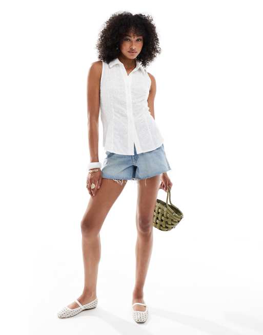 Miss Selfridge sleeveless eyelet shirt in white, 3 of 4