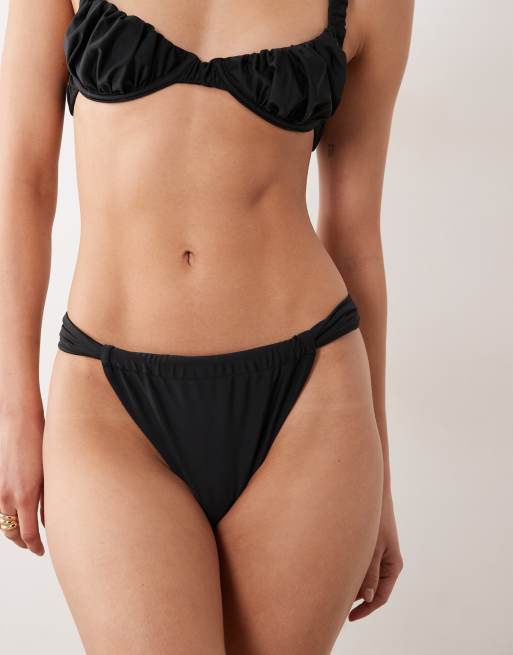 Miss Selfridge - Slip bikini sgambati mix and match a vita alta neri, 2 di 4