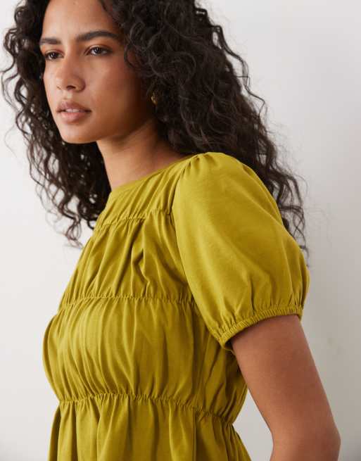 Miss Selfridge smockad peplum-topp i olivgrönt, 3 av 4
