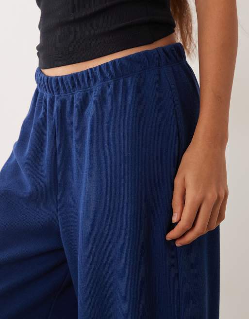 Miss Selfridge soft rib wide leg pant co-ord, 3 of 5