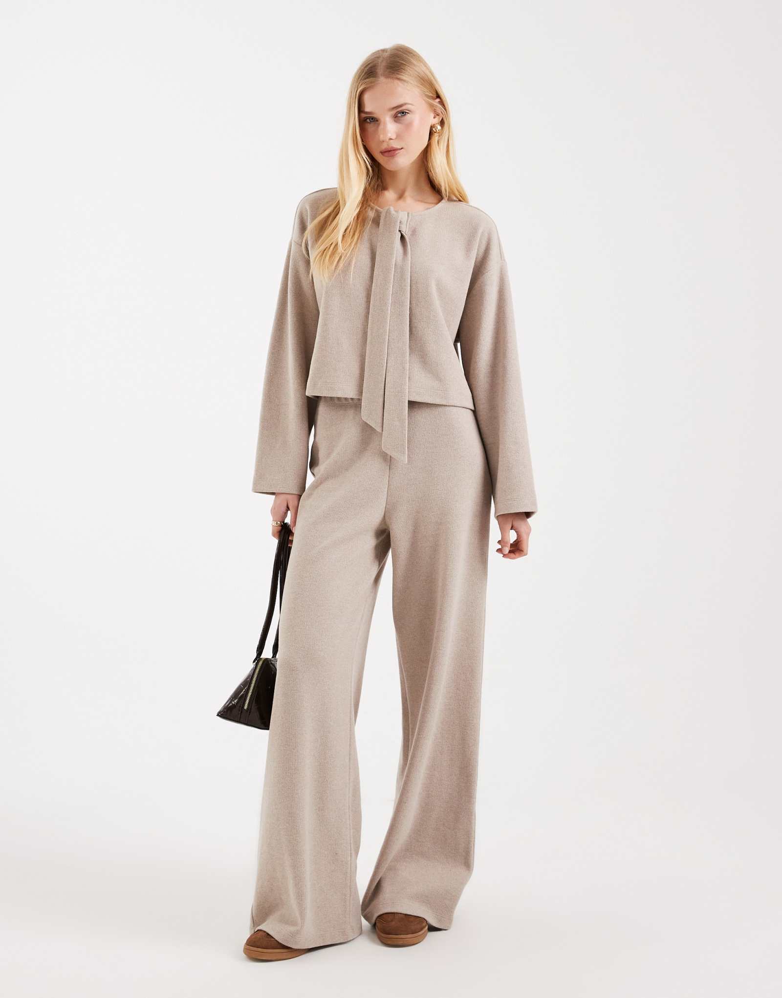 Мягкие широкие брюки в рубчик Miss Selfridge цвета овсянки - часть комплекта