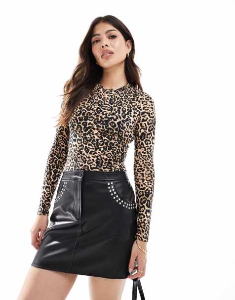 Miss Selfridge soft touch long sleeve crew neck top in leopard print - view 1