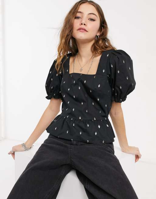 Uplifted at ringe Konsultation Miss Selfridge - Sort bluse med firkantet hals | ASOS