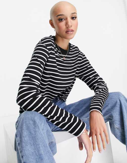 Miss Selfridge - Sort og hvid langærmet T-shirt med striber 