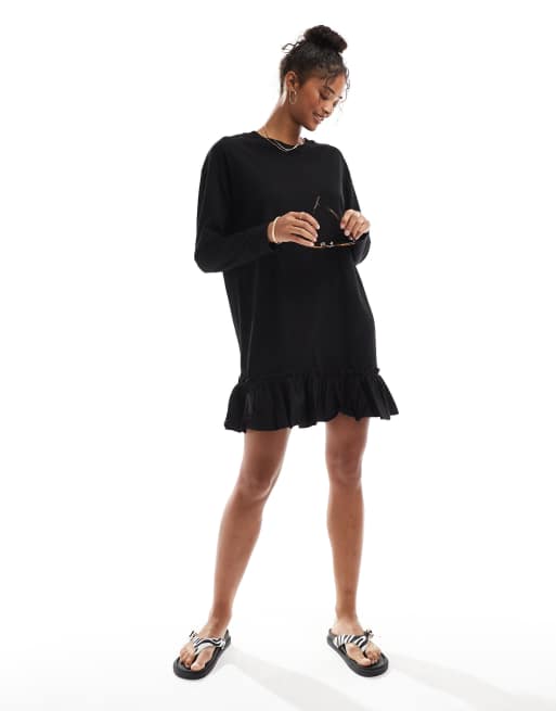Miss Selfridge - Sort T-shirt-kjole med lange ærmer og flæser i poplin, 2 af 4