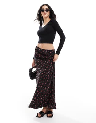 spun bias cut maxi skirt in black heart print-Multi