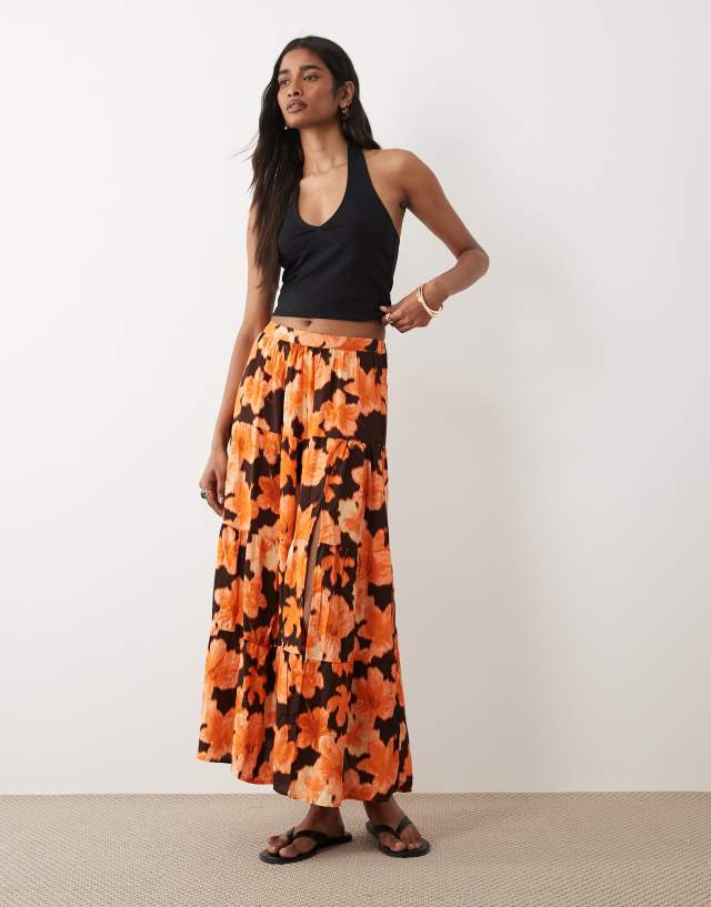 Miss Selfridge spun tiered maxi skirt in orange hibiscus print | ASOS
