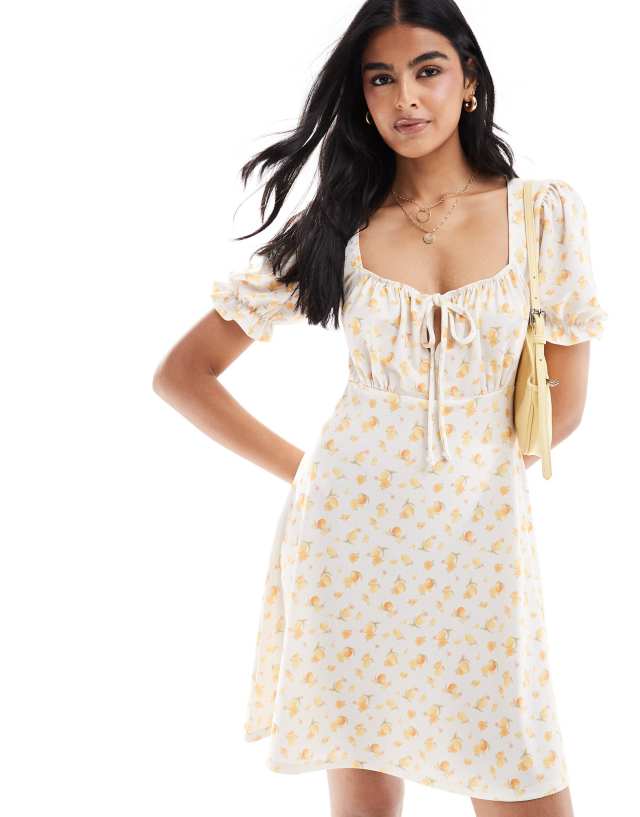 Miss Selfridge - square neck mini tea dress in lemon print