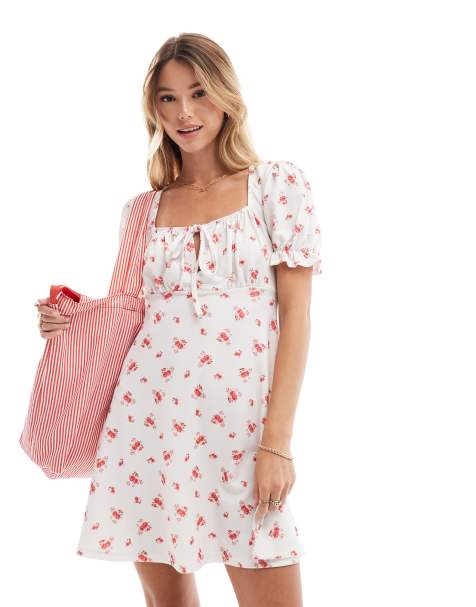 Miss Selfridge square neck mini tea dress with puff sleeve in floral print - view 1