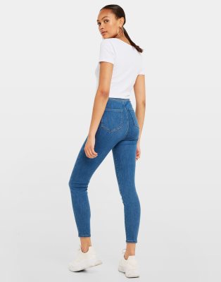 ultra high rise carrot fit jeans zara