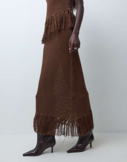 Miss Selfridge stickad midikjol med fransar i chokladbrunt set, 2 av 5