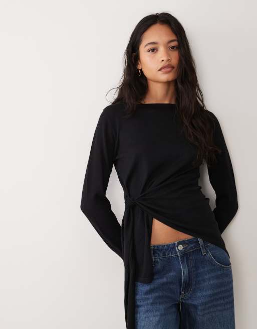 Miss Selfridge stickad topp med knytband i midjan i svart, 2 av 4