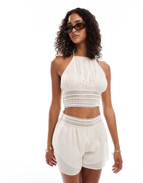 Miss Selfridge - Strandshort met kralen in naturel, deel van co-ord set - view 1