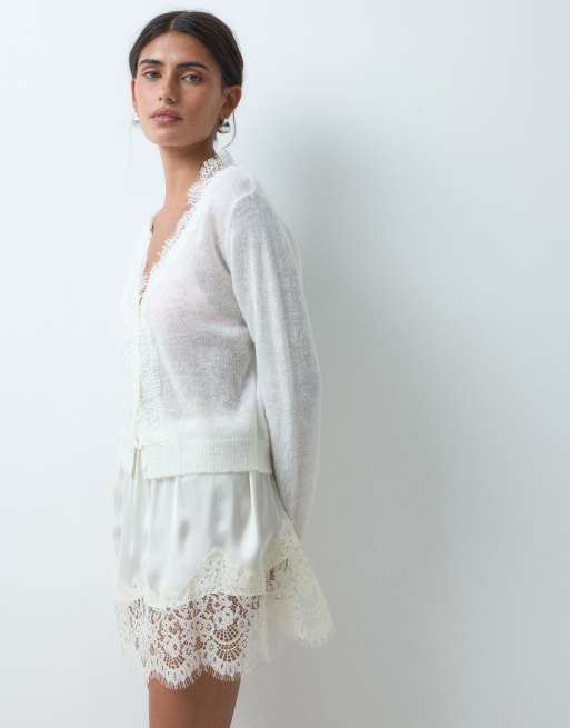 Miss Selfridge Strickjacke aus Wolle und Mohair mit Spitzenbesatz in Cremeweiß, 3 von 4