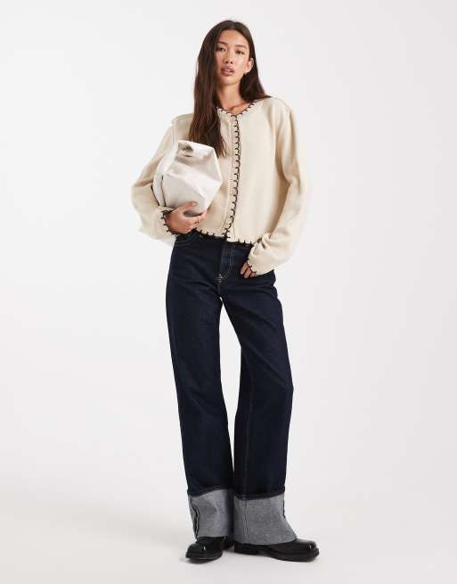 Miss Selfridge – Strickjacke in Beige mit Languettenstich, 4 von 4