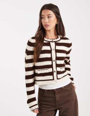 Miss Selfridge - Strickjacke in Buttermilchgelb mit Langettenstich, Streifen und zwei Taschen