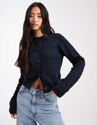 Miss Selfridge - Strickjacke in Marineblau mit Rundhalsausschnitt und Zopfmuster-Grün