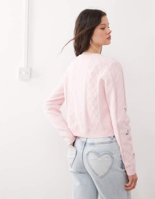 Miss Selfridge – Strickjacke in Zartrosa mit Blumenverzierung, 3 von 4