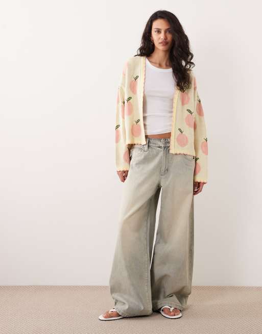 Miss Selfridge – Strickjacke mit offenem Design und Pfirsichmuster, 2 von 4