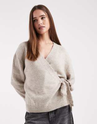 Miss Selfridge - Strickpullover im Wickeldesign mit seitlichem Bindedetail-Lila