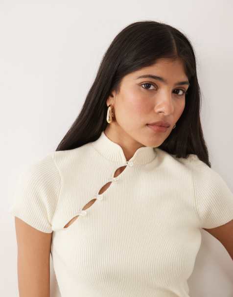 Miss Selfridge – Strickpullover in Buttermilchgelb mit Mandarinkragen - view 1