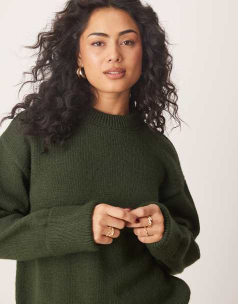 Miss Selfridge – Strickpullover in Tannengrün mit Rundhalsausschnitt - view 1