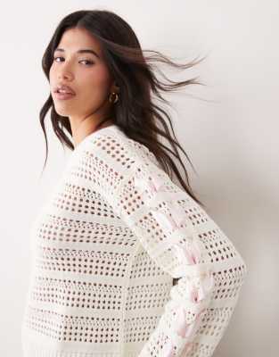 Miss Selfridge - Strickpullover mit Satin-Schleifen-Weiß