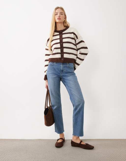 Miss Selfridge stripe slouchy cardigan in cream and chocolate, 2 of 4