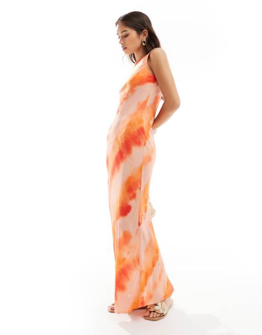 Miss Selfridge – Sukienka maxi z dekoltem w łódkę i tyłem w kształcie litery U w pomarańczowy wzór tie-dye