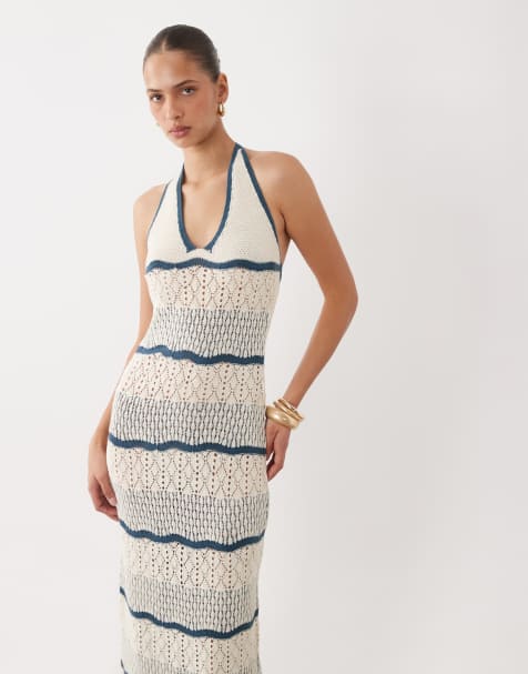 Miss Selfridge sukienka maxi z dzianiny z dekoltem typu halter w kremowo-granatowe paski - view 1