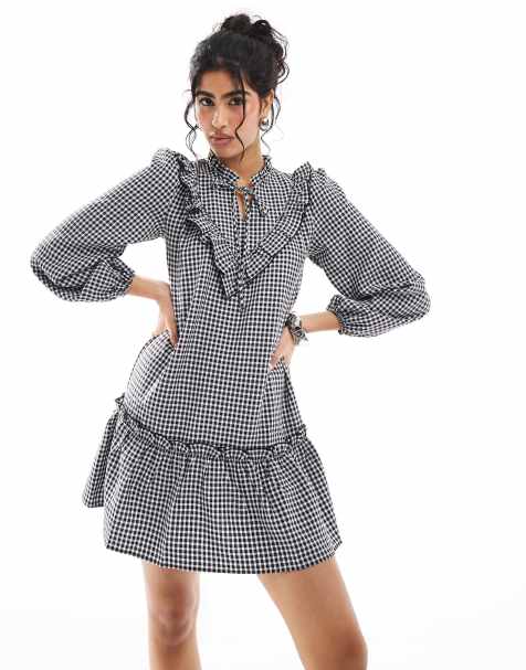 Miss Selfridge – Sukienka mini z falbanką z przodu i wzorem w kratkę vichy - view 1