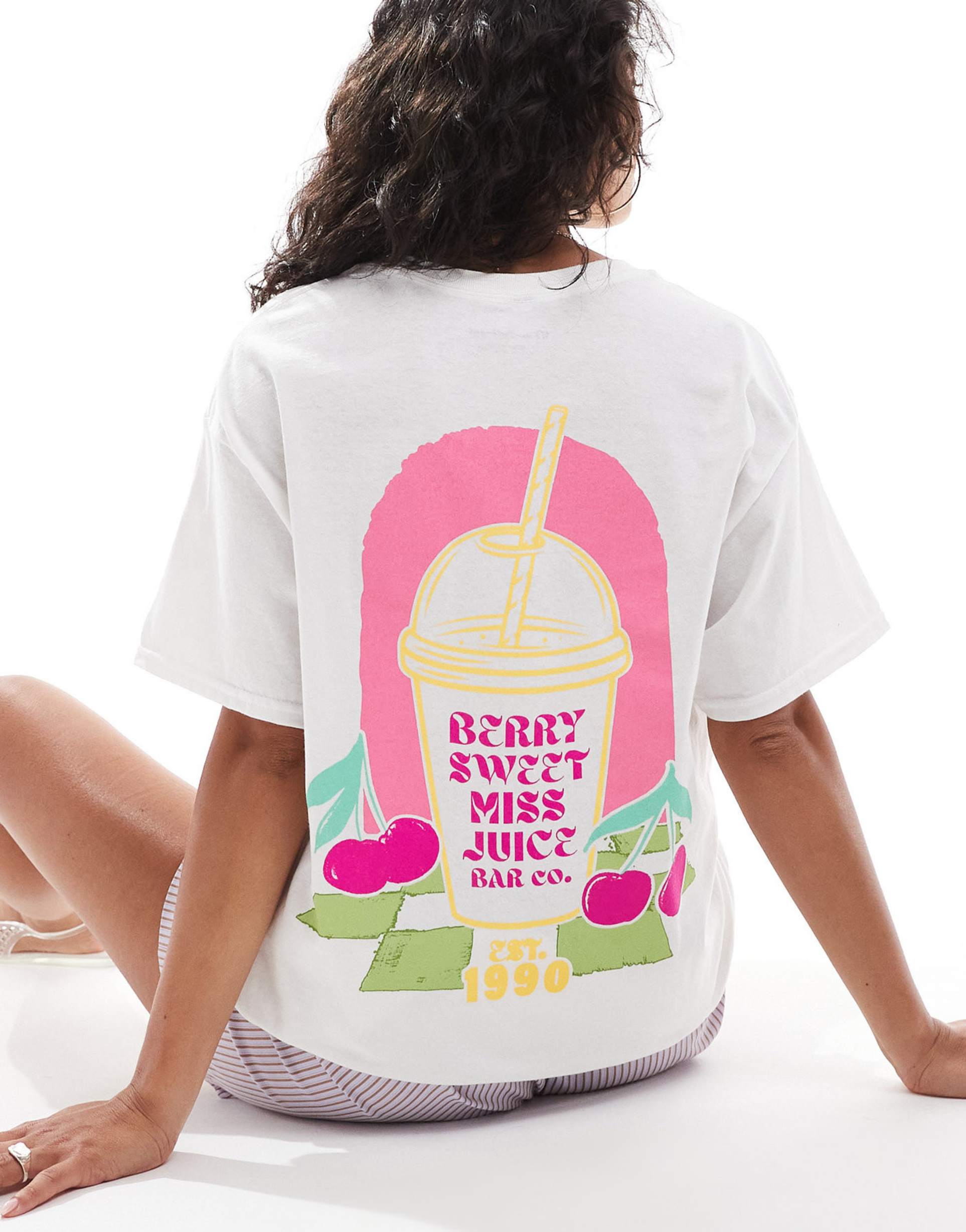 miss selfridge summer smoothies graphic oversized tee in white