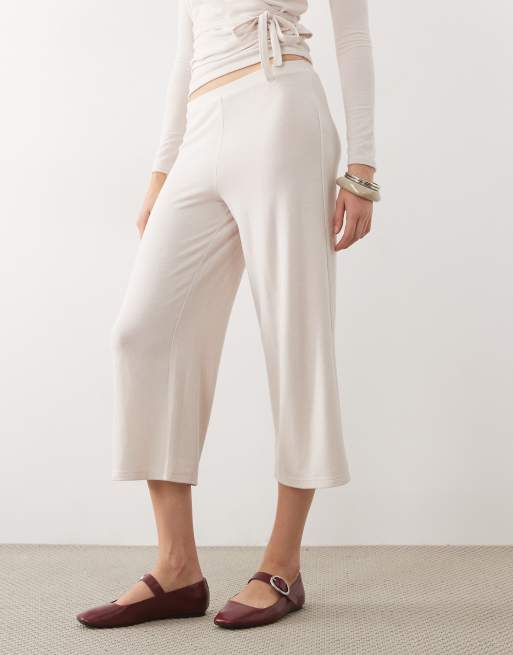 Miss Selfridge super soft brushed culotte trousers in oatmeal, 2 of 5